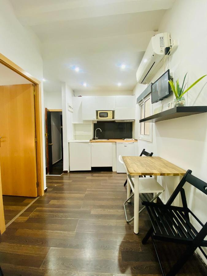 09 Apartament Born 4 2 Daire Barselona Dış mekan fotoğraf